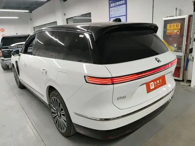 2026 Nio ES8 5-seat Executive Luxury