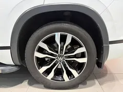 2021 Volkswagen Tayron 380TSI 4WD R-Line Smart Connect, белый — фото 15