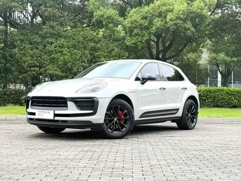 2022 Porsche Macan 2.0T