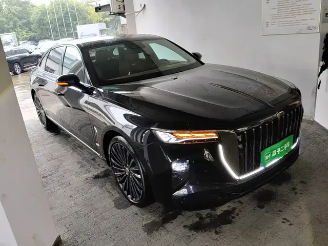 2025 Hongqi H9 2.0T 2WD Qichang Fashion 5-seat