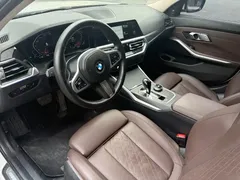 2022 BMW 3 Series 325i M Sport Package, белый — фото 10