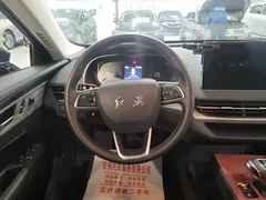 2024 Hongqi E-QM5 EV 610km Plus, чёрный — фото 14