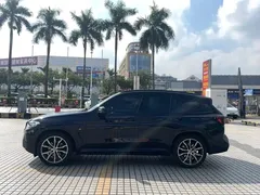 2022 BMW X3 Premium M Night Package, чёрный — фото 4