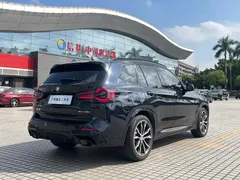 2022 BMW X3 Premium M Night Package, чёрный — фото 8