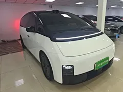 2024 Li Auto MEGA Ultra, белый — фото 4