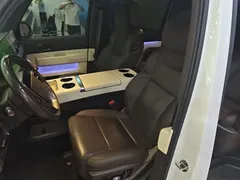 2024 Li Auto MEGA Ultra, белый — фото 15