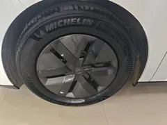 2024 Li Auto MEGA Ultra, белый — фото 23