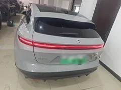 2024 Nio ET5T 100kWh Touring EV — фото 6