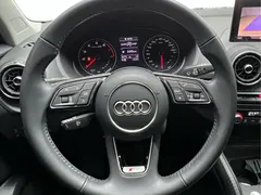 2021 Audi Q2L 35 TFSI Fashion Sport, белый — фото 13