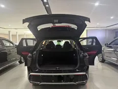 2024 Hongqi HS3 1.5T, чёрный — фото 9