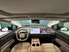2025 Li Auto i8 Standard, белый — фото 10