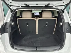 2025 Li Auto i8 Standard, белый — фото 19