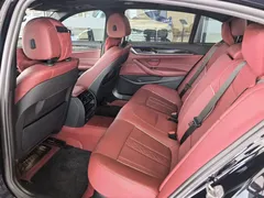 2022 BMW 5 Series 530Li M Sport Package, чёрный — фото 6
