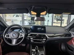 2022 BMW 5 Series 530Li M Sport Package, чёрный — фото 8
