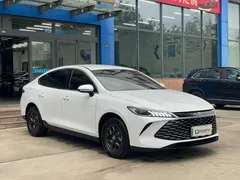 2025 BYD Qin PLUS DM-i PHEV Smart Driving 55km Leading, белый — фото 3