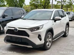 2022 Toyota RAV4 Hybrid 2.5L E-CVT 2WD Elite, белый — фото 1
