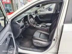 2022 Toyota RAV4 Hybrid 2.5L E-CVT 2WD Elite, белый — фото 6