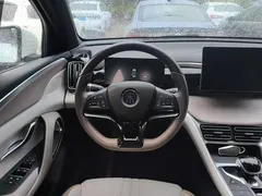 2024 BYD Song Pro Honor DM-i PHEV 71km, белый — фото 11