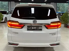 2022 Honda Odyssey 2.0L e:HEV, белый — фото 5