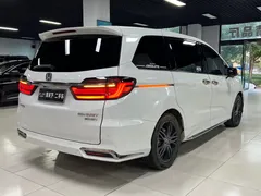 2022 Honda Odyssey 2.0L e:HEV, белый — фото 6