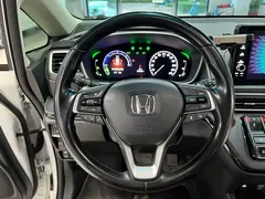 2022 Honda Odyssey 2.0L e:HEV, белый — фото 12