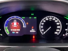 2022 Honda Odyssey 2.0L e:HEV, белый — фото 15