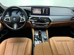 2021 BMW 5 Series 530Li Leading M Sport Package, чёрный — фото 12