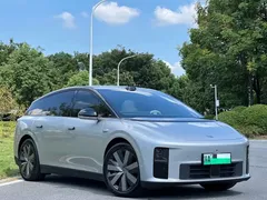 2025 Li Auto i6 4WD Standard — фото 3