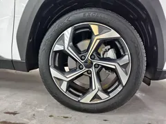 2023 Geely Atlas L 1.5TD DCT Premium, белый — фото 4