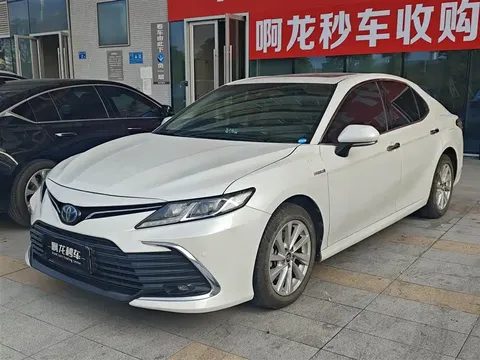 2021 Toyota Camry Hybrid 2.5HGVP Leading