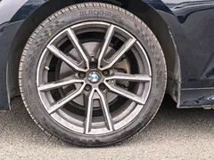 2022 BMW 3 Series 325Li M Sport, чёрный — фото 4