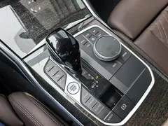 2022 BMW 3 Series 325Li M Sport, чёрный — фото 9
