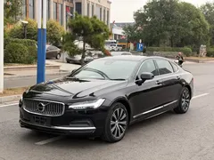 2022 Volvo S90, чёрный — фото 1