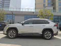 2022 Toyota Wildlander Hybrid 2.5L E-CVT 2WD Luxury Plus — фото 3