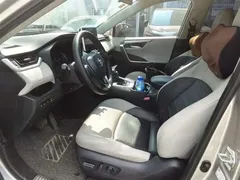 2022 Toyota Wildlander Hybrid 2.5L E-CVT 2WD Luxury Plus — фото 4