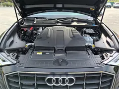 2022 Audi Q8 45 TFSI Luxury Sport, чёрный — фото 10