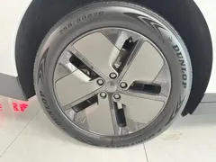 2025 Li Auto i6 2WD Standard, белый — фото 12