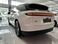 2025 Li Auto i6 2WD Standard, белый — фото 15