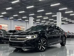 2023 Volkswagen Passat 330TSI Luxury, чёрный — фото 1