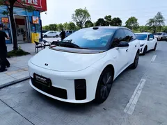 2026 Li Auto i6 4WD Standard EV, белый — фото 1