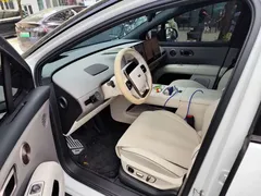 2026 Li Auto i6 4WD Standard EV, белый — фото 9
