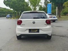 2019 Volkswagen Polo Plus 1.5L AT Colorful Tech, белый — фото 8