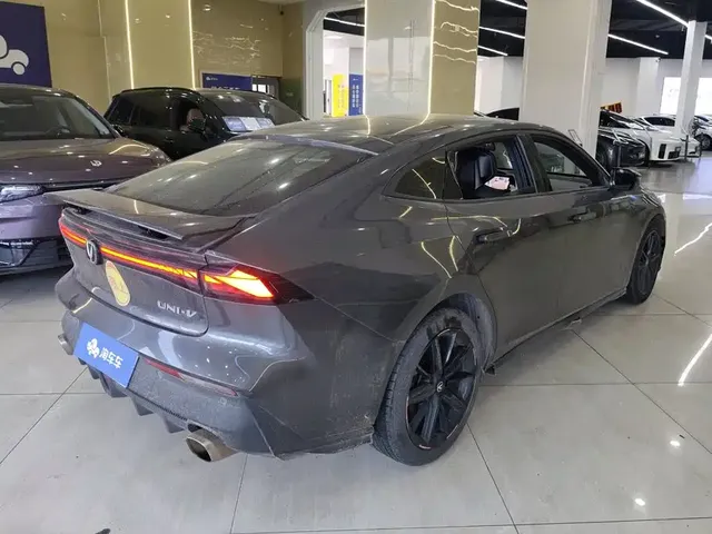 2022 Changan UNI-V 1.5T Premium