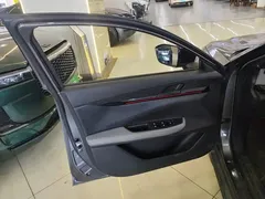 2022 Changan UNI-V 1.5T Premium — фото 7