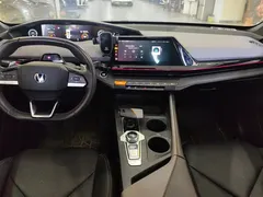 2022 Changan UNI-V 1.5T Premium — фото 12