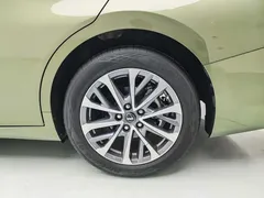 2021 Lexus ES 200 Luxury, зелёный — фото 18