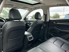 2022 Geely Emgrand 4th Gen 1.5L CVT Premium, белый — фото 6