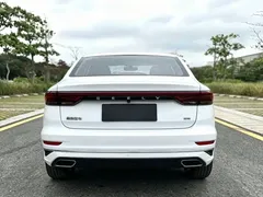 2022 Geely Emgrand 4th Gen 1.5L CVT Premium, белый — фото 8