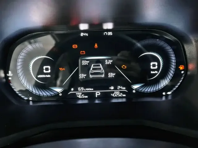 2022 Geely Emgrand 4th Gen 1.5L CVT Premium