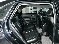 2022 Geely Emgrand 4th Gen 1.5L CVT Premium, чёрный — фото 21